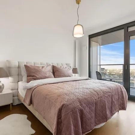 Eurovea Tower 1 Danube View *