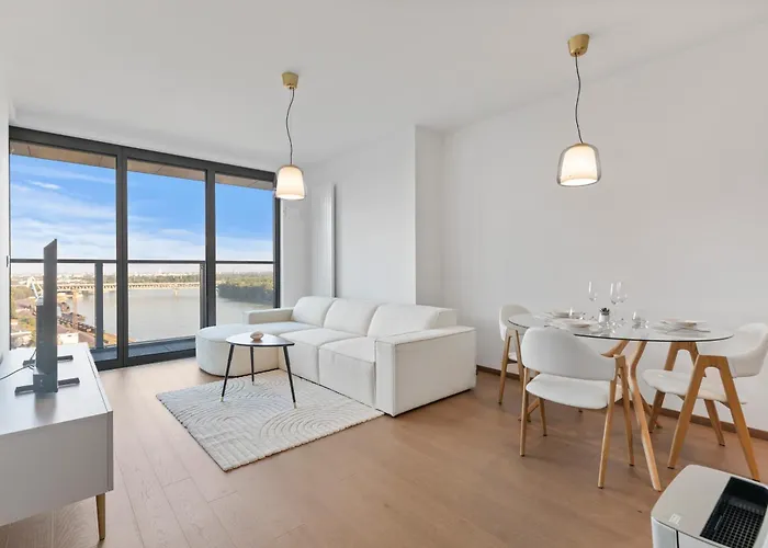 アパート Eurovea Tower 1 Danube View ブラチスラヴァ