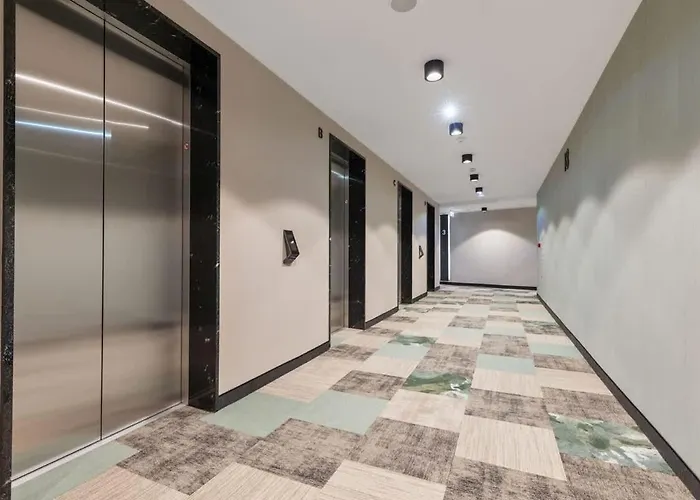 Eurovea Tower 1 Danube View アパート